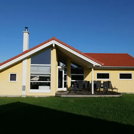 Ueppiger Badeurlaub Fuer 10 Personen